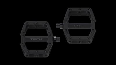 Trek District+ 4 L Trek Black Satin 800WH Produktbild 4