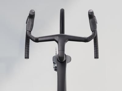 Trek Madone SLR 9 AXS M Matte Carbon Smoke/Prismatic Pe Produktbild 2