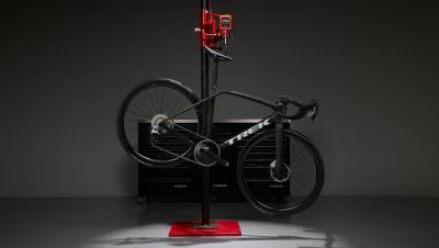 Trek MADONE SLR 9 1X SRAM XL Matte Deep Smoke Produktbild 1